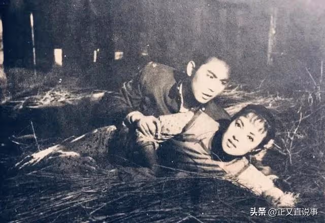 民國明星李香蘭,因漢奸罪被判死刑,槍決前爆出一秘密被無罪釋放