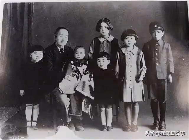 民國明星李香蘭,因漢奸罪被判死刑,槍決前爆出一秘密被無罪釋放