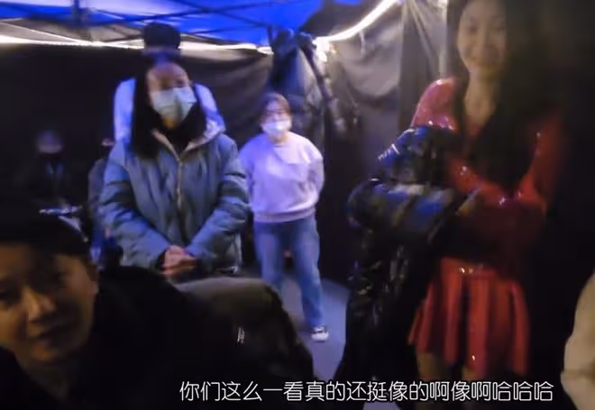 鄭愷為小姨子介紹資源,苗苗妹妹和韓庚飆戲一條過,敬茶感謝姐夫