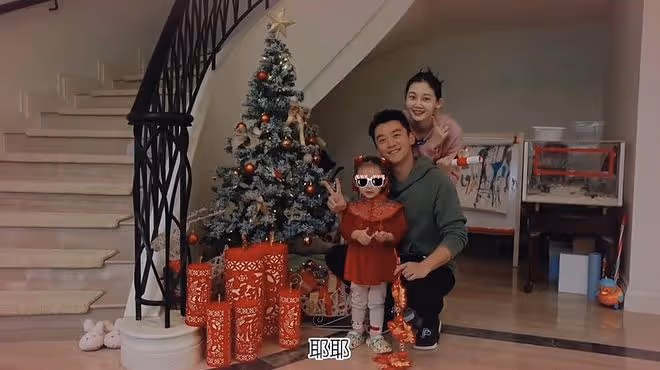 鄭愷為小姨子介紹資源,苗苗妹妹和韓庚飆戲一條過,敬茶感謝姐夫