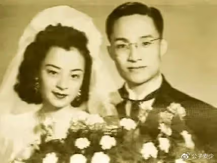 金庸和夢中情人同一天去世?4段感情3婚2離,真相總在細微處…