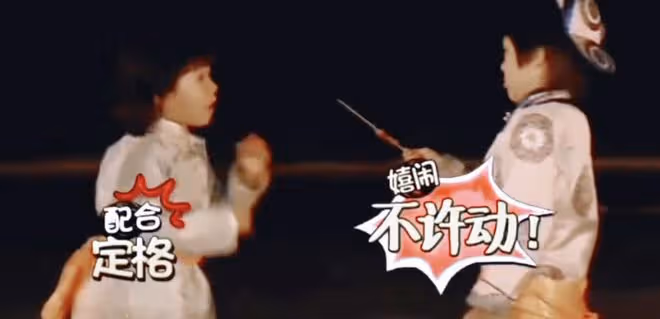 吳鎮宇兒子罕曬自拍,14歲費曼又高又胖,自嘲「很難看」內心自卑
