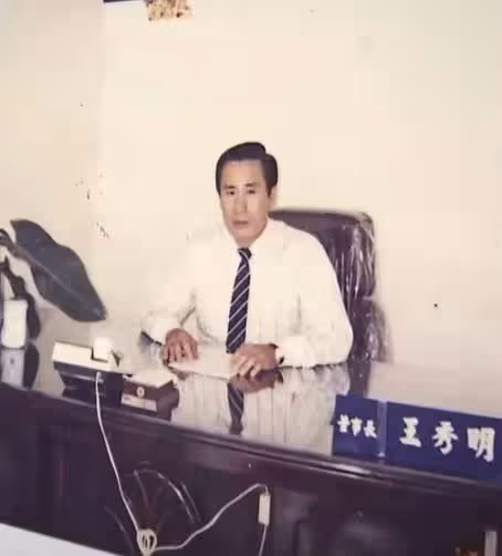 台南瓦斯行老闆白手起家「捐千萬積蓄」行善40年,女婿受鼓舞「自願放棄高薪工作」傳承岳父善行