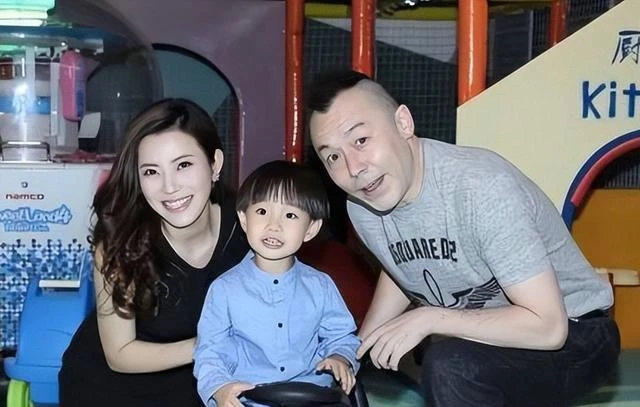 香港知名男星被曝離婚!小21歲妻子顏值高身材好,做網紅炫富成癮