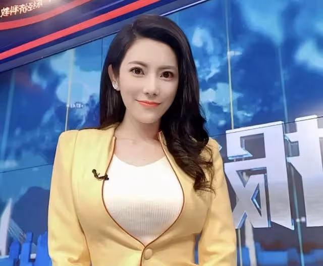 香港知名男星被曝離婚!小21歲妻子顏值高身材好,做網紅炫富成癮