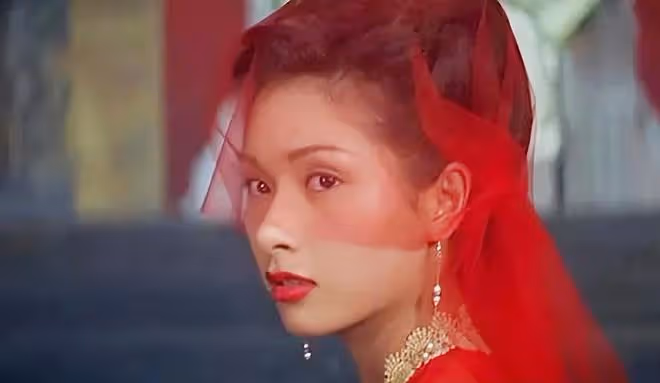 最美亞姐楊恭如罕露面!49歲仍美艷動人,情路坎坷至今未婚無兒女