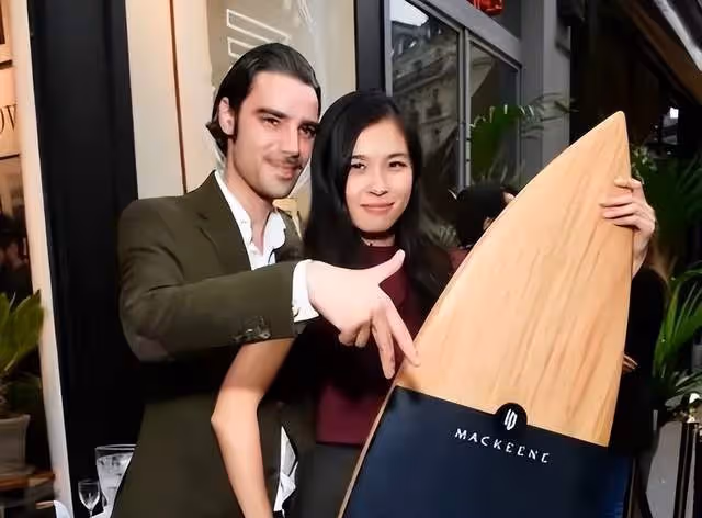 打工偶遇比利時王子,嫁入王室成為王妃,13年過去李然如今怎樣了