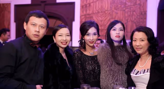 打工偶遇比利時王子,嫁入王室成為王妃,13年過去李然如今怎樣了