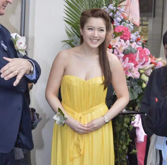香港知名女星顏值回春!害怕被罵努力減肥,與富商多次被傳離婚