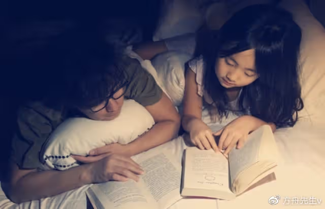 多多深夜為讀錯字致歉,稱接受批評刪除錯誤視頻,文案卻再現錯別字