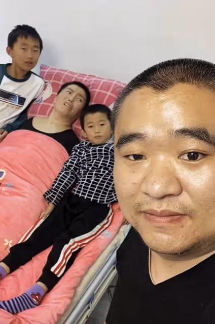 又一網紅自殺!二崗需照顧植物人妻子和倆兒子,壓力大到放棄生命