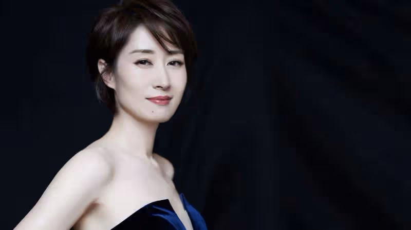 5年後《偽裝者》女演員現狀：三位女配紅得發紫，女主卻無戲可拍