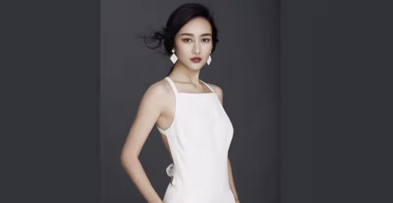 5年後《偽裝者》女演員現狀：三位女配紅得發紫，女主卻無戲可拍