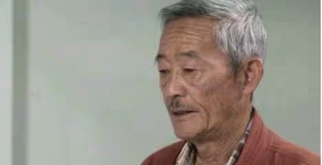 他是優秀演員，成為龍套無戲可拍，束手無措轉行做網紅卻火遍全國