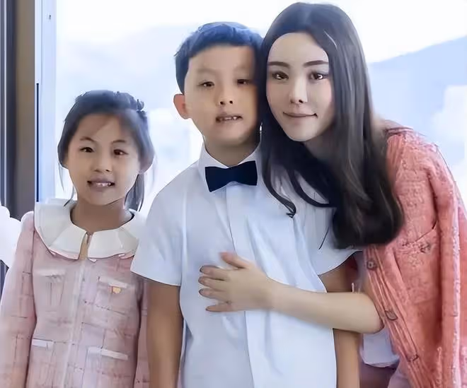 蔡天鳳母親行動了:禁止前夫家人出售豪宅,為兩個孩子爭取繼承權