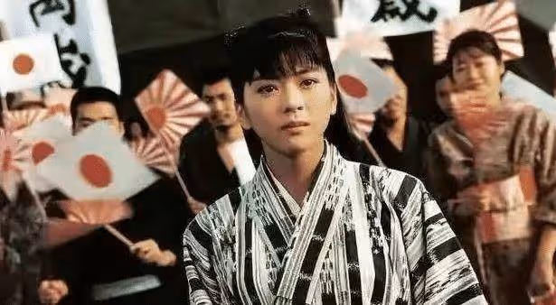曾在亞洲紅極一時!「與李連杰搭戲」被一眼誤終生 後銷聲匿跡27年「生活近況曝光」:隱退好可惜~