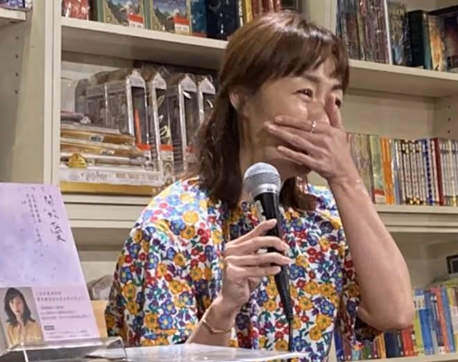 鄭家榆臉上扎滿針,自曝精神很差!51歲仍未婚,羨慕別人結婚生娃