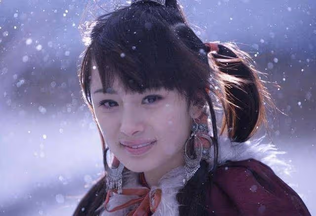 楊冪與楊穎、楊紫坐一起被批冷臉？「拚命三娘」也會狀態不好？