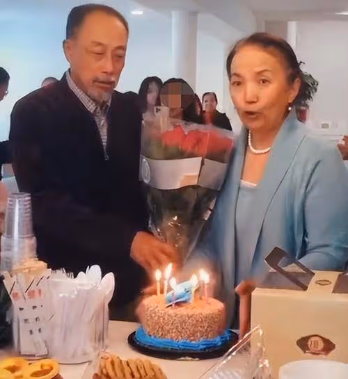 孫海英呂麗萍國外撿垃圾被偶遇，據說二人靠撿垃圾一年賺400萬