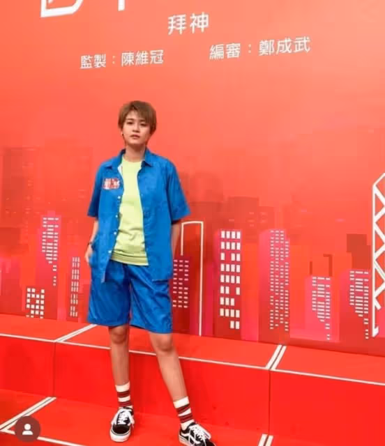 耿耿於懷?TVB力捧小花疑似未忘富貴前任,重提剪短頭髮被人嫌棄