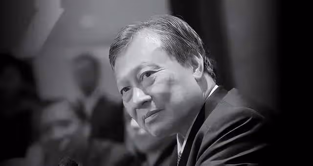 香港豪門二代現身北京:四大家族去了3個,何超瓊現場霸氣發言