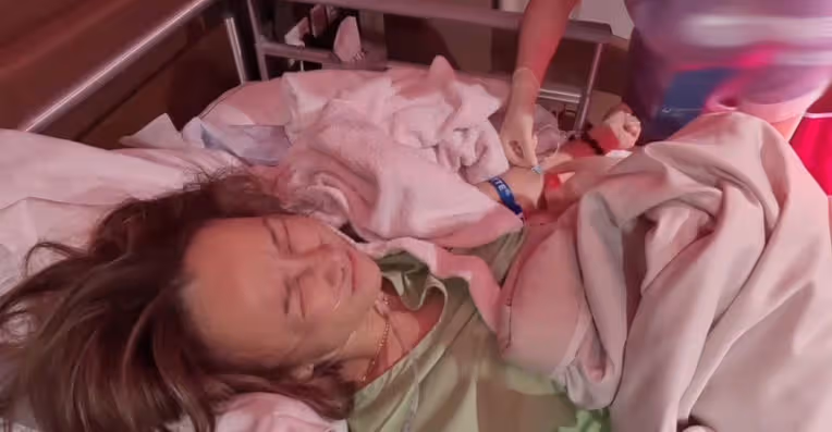 李玟手術完成發文報平安,公開手術前後細節,病床痛苦畫面曝光