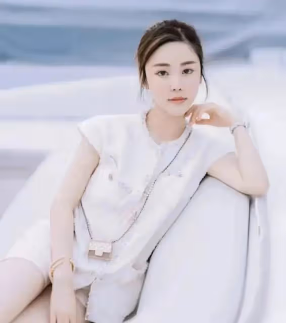 劉鑾雄不直接將財產給子女,沈殿霞委託好友監督,他們做法很聰明