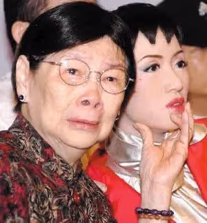 劉鑾雄不直接將財產給子女,沈殿霞委託好友監督,他們做法很聰明