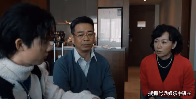 《我們的日子》明中帶著孩子回國，嚴冰喜當媽，竟喜極而泣