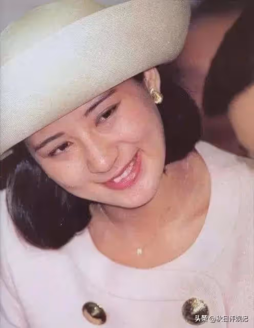 雅子家祖代都有美貌傳承，屬名門之後不亞於華族，是德仁高攀了