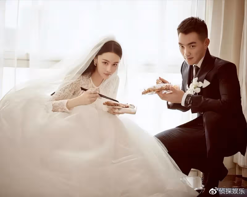 張馨予婦女節曬老公視角秀恩愛，穿紅衣開心燦笑，筷子腿吸睛十足