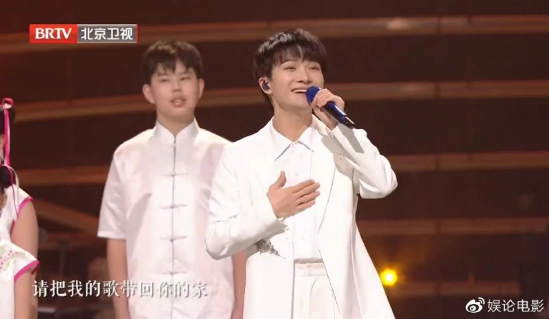 著名作曲家谷建芬線上演唱會，三大高徒同台，毛阿敏唱功超那英