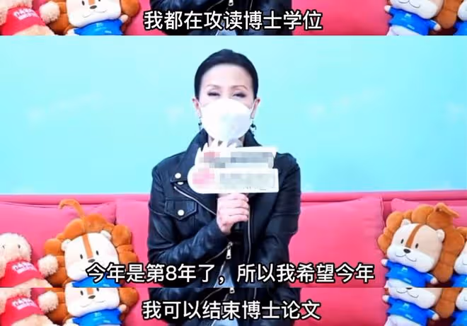 TVB視後現身深圳，自稱教育工作者，首次用普通話開講座感到緊張