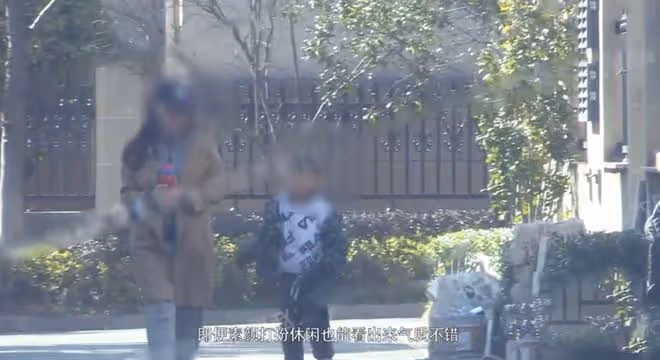 張頌文妻兒首曝光,與父母同住豪宅別墅,好友林家川豪車搶鏡