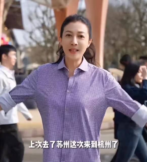 吳綺莉在杭州復出,成龍去年已在那裡花4000萬購買豪宅
