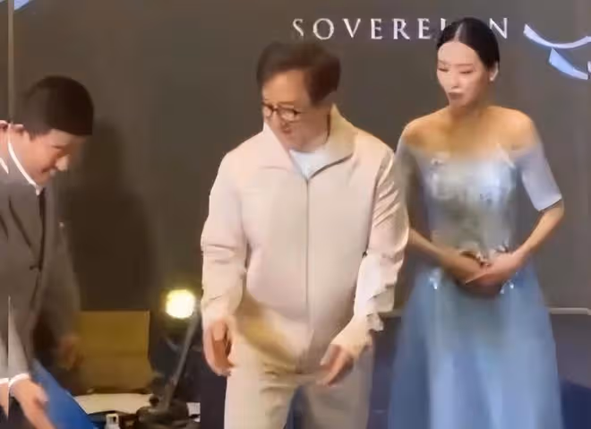 吳綺莉在杭州復出,成龍去年已在那裡花4000萬購買豪宅