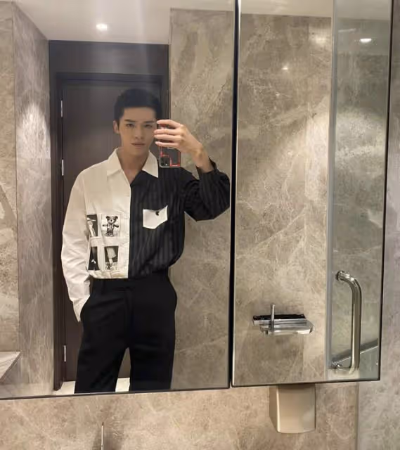 25歲男星退圈半年轉行賣包子,推三輪車獨自擺攤,自食其力太充實