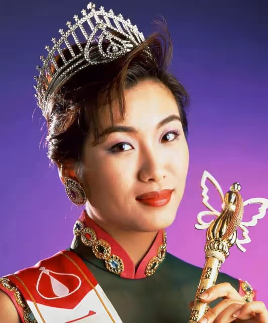 九十年代港姐聚會曬合照!有人躋身商界做女強人,有人靠商演度日