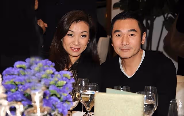 九十年代港姐聚會曬合照!有人躋身商界做女強人,有人靠商演度日
