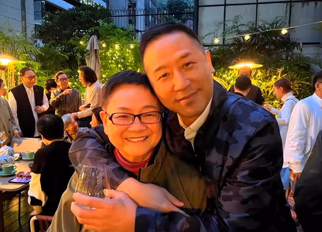 65歲富豪生日眾星雲集堪比台慶!畢業於TVB訓練班,已轉行賣保險