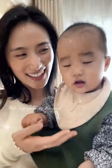 海哈金喜無修圖曝光好顯老，網友說比不上王菲，李亞鵬笑了