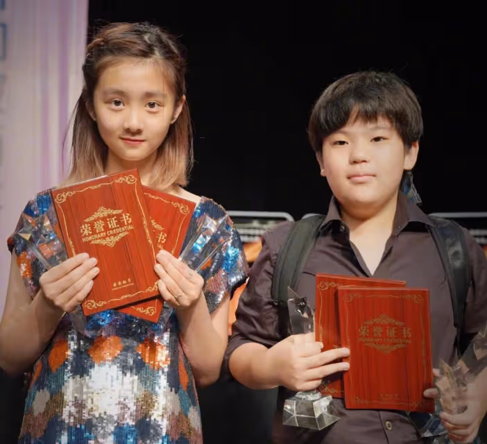 黃多多又被網暴了!不熟悉漢字,學霸人設翻車,對她來說很正常!