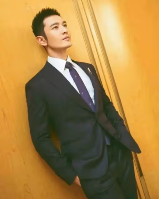 楊穎時尚資源未降級,黃曉明帶葉珂參加家宴,時間線經不起細扒
