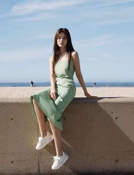 金南珠時隔5年回歸，出演復仇劇《美妙世界》，男女主相差20多歲
