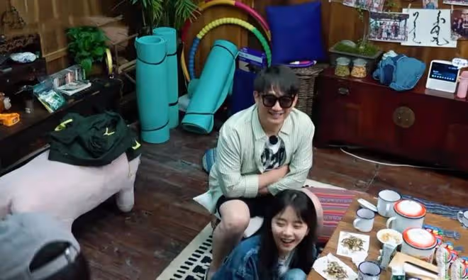 曝黃磊四部作品片酬過億!藝術指導費高達千萬,繳稅問題引熱議