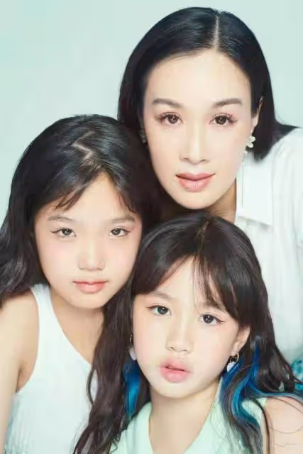鍾麗緹三個女兒三個樣,顏值差遭群嘲?曾為生兒子,也是夠拼的!