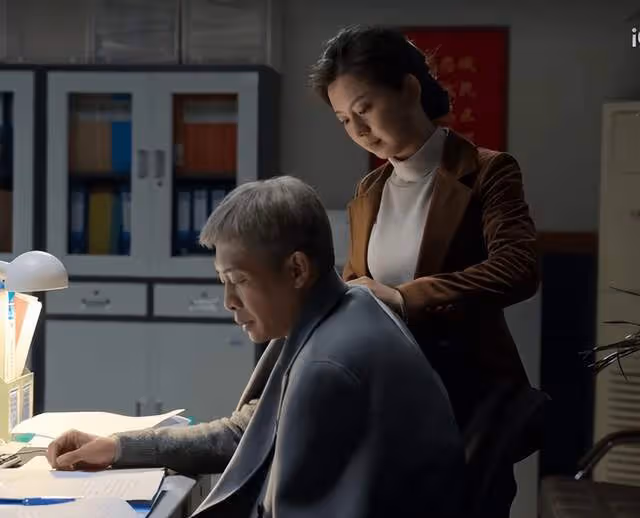 高葉表示張譯不玩微信手機沒網,給他發消息三天才回,原因超好笑