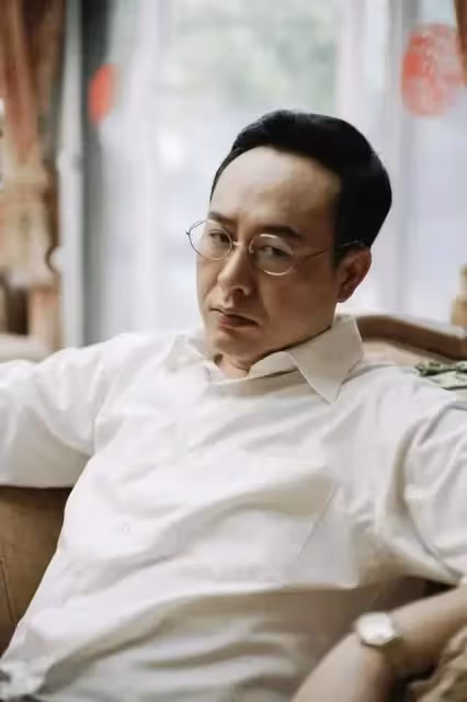 張頌文新劇定檔,高啟強不復存在,落魄記者上線
