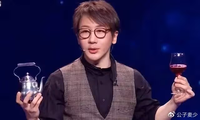從五登春晚,迎娶白富美,紅遍全國的劉謙為何消失了?