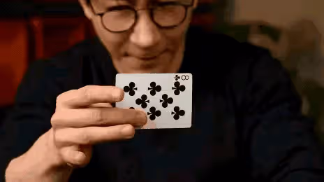 從五登春晚,迎娶白富美,紅遍全國的劉謙為何消失了?